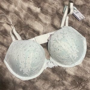 Victoria’s Sexret Brial Push Up Bra